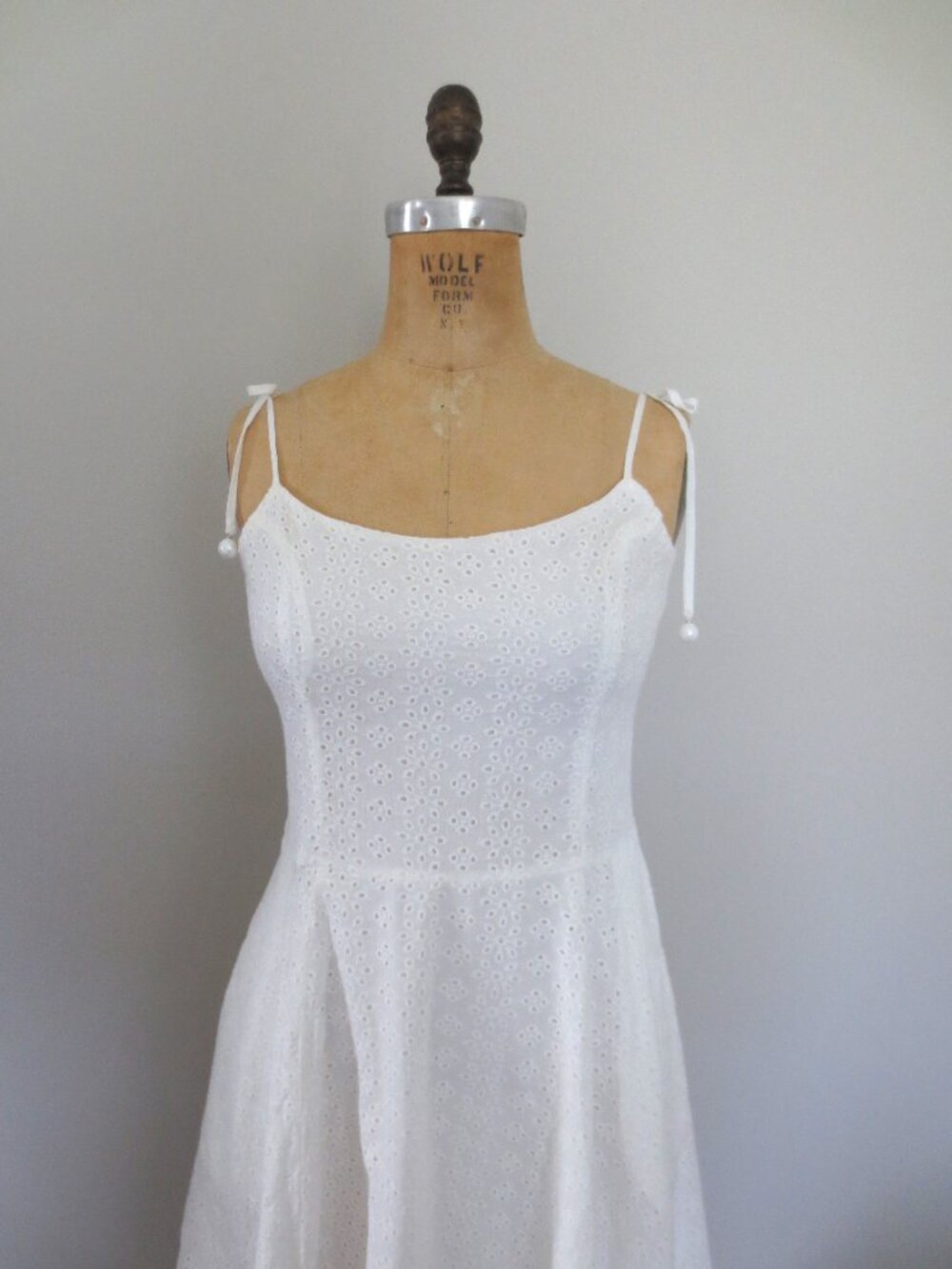 Unique Vintage Cottage Core White Fit & Flare Cotton Dress - Picture 3 of 13